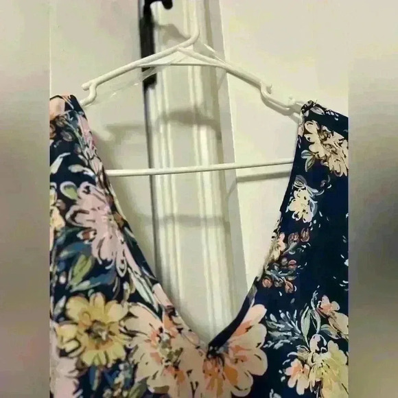 NWT - Fall šColors Beautiful Melody Just In Time 2X Floral blouse - Picture 6 of 9